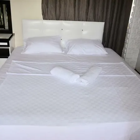 Side Papirus Hotell