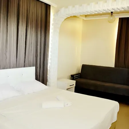 Hotell Side Papirus 3*
