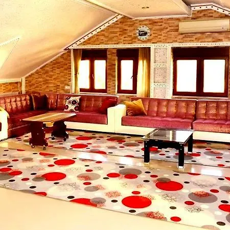 Hotell Side Papirus 3*