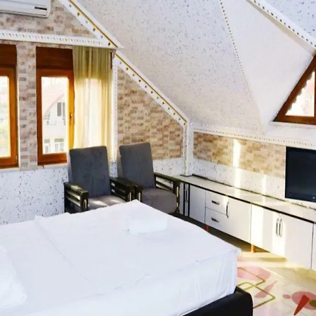 Hotel Side Papirus 3*